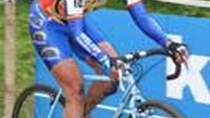 　11月1日にベルギーでシクロクロス・コッペンベルク大会が開催され、同種目の強豪選手が集結。以下はオランダ在住の自転車レーサー、2児の母でもある荻島美香のレポート。
