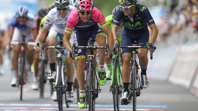 2015年ジロ・デ・イタリア第7ステージ、ディエゴ・ウリッシ（ランプレ・メリダ）が優勝、フアンホセ・ロバト（モビスター）が2位