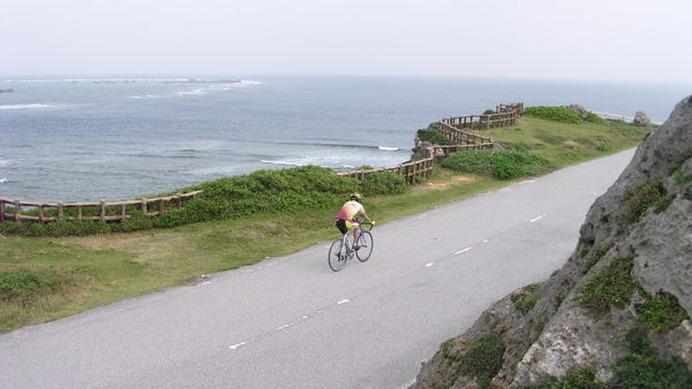 　6月7～8日にサイクリング大会とロードレース大会からなる「第1回ツール・ド・宮古島2008」が沖縄県宮古島で初開催されると発表された。主催は宮古島市。セルフディスカバリーアドベンチャーやラフウォータースイム大会の主催で知られるパワースポーツが運営する。