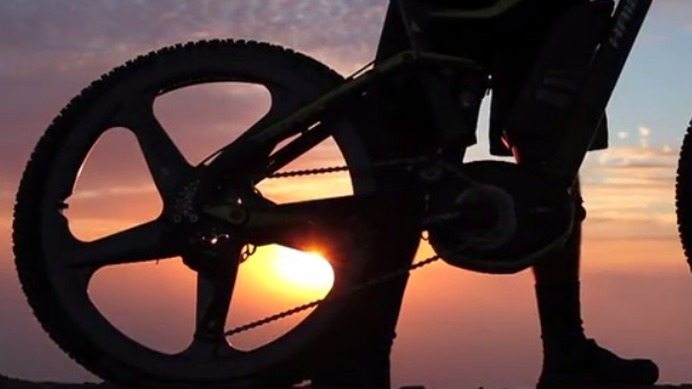 自転車ホイールも3Dプリンター技術で製造する時代