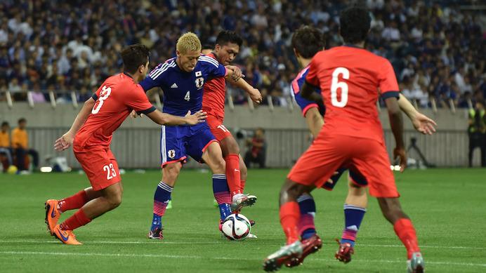 サッカー日本代表 拙攻を繰り返した日本にブーイング 岡崎 仕方ないこと Cycle やわらかスポーツ情報サイト