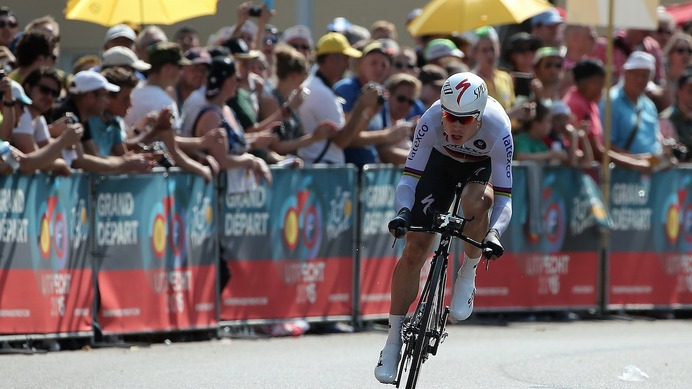 2015年ツール・ド・フランス、7月4日の第1ステージ個人タイムトライアル　トニー・マルティン（エティックス・クイックステップ）（c）Getty Images