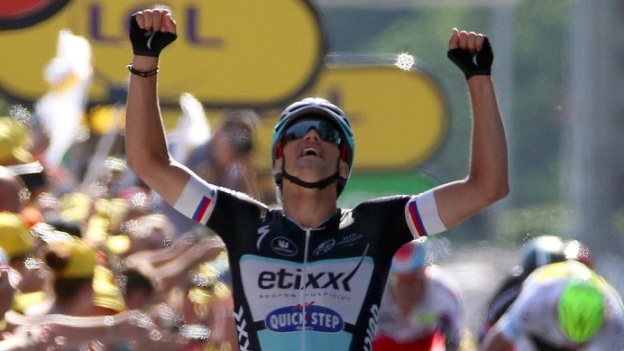 2015年ツール・ド・フランス第6ステージ、ゼネク・スティバルが優勝（2015年7月9日）