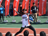 稲村亜美、陸上トラックの始球式は97キロ…ザ・コーポレートゲームズ開催 画像