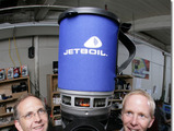 わずかな燃料で素早く湯沸かしや調理ができるJETBOILが発売中 画像