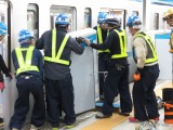 東西線「初」九段下駅に大開口ホームドア…東京メトロ、設置作業を公開 画像