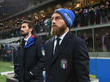 イタリア代表MFデ・ロッシの男気…スウェーデン選手にブーイングの謝罪に行っていた 画像