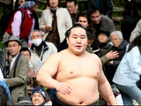 サッカー通の朝青龍、日本代表に「負けたら許せん！」 画像