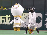つば九郎とドアラの“二強”を脅かせ！実は強烈なパ・リーグのマスコットたち 画像