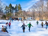 「ケラ池スケートリンク」に寒さだけで凍らせる天然氷エリアが12/20オープン 画像