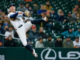 【MLB】これぞメジャー級、マリナーズGG賞内野手が見せた「超美技ゲッツー」　公式絶賛のスーパープレーが窮地を救うも…… 画像