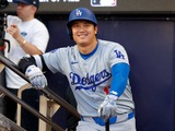【MLB】みんな大谷翔平と話したい……相手捕手が打席中に“満面の笑顔”で談笑　「彼は史上最高の選手なんだ」と絶賛する一幕も 画像