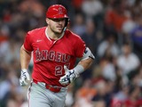 【MLB】エ軍再浮上のカギは33歳トラウトの復活か「迅速な解決策」　衝撃10号でアピール、公式記者は太鼓判「打線にとって大きな力」 画像