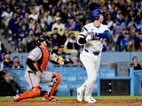 【MLB】大谷翔平「1番DH」スタメン　“CY賞左腕対決”で2試合ぶり52号アーチなるか、引退発表のカーショーが先発 画像