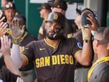 【MLB】タティスJr.が「今季メジャー最長145メートル」特大弾　開幕2カ月ノーアーチも……オールスター明け“5戦3発”の巻き返し 画像