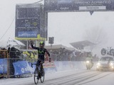 【自転車ロード】悪天候下でのレース開催をどうする？UCIなどが基準を制定へ 画像