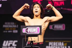 【UFC】「打撃でも怖い選手に」鶴屋怜、“打撃力”を強化し9日ランカーとの2戦目へ　才賀紀左衛門は“二階級制覇”にも期待感 画像