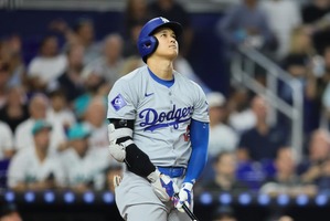 【MLB】10号放った大谷翔平の“勢い”を米メディアが称賛、マウンド復帰後「40-40-40」の“新記録達成”にも期待感　「別の歴史を作ることもできる」 画像