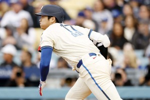【MLB】大谷翔平、初回に165キロ“高速右安打”で好機演出　スミスの適時打で生還、月間最多本塁打更新の23号も期待 画像
