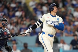 【MLB】大谷翔平、ジ軍との大一番で“178キロ豪快弾”「オオタニの7本目の先頭打者アーチ」　11試合ぶり24号に本拠地熱狂 画像