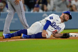 【MLB】IL入りのド軍マンシー、負傷した瞬間思ったことは……「クソ、余計なことを考えさせてしまった」3000K目前のカーショーを気遣う 画像