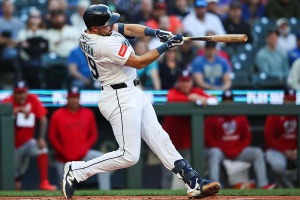 【MLB】最強捕手ローリー、今季7度目の1試合2発「34号35号アーチ」　前半戦の球団最多タイ記録に……ジャッジと再び3本差 画像