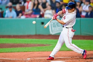 【MLB】「マッチョマン、奮闘中」吉田正尚、復帰戦でいきなり3安打 レ軍コーラ監督「マサが健康な時はリーグ屈指の左打者」と絶賛 画像