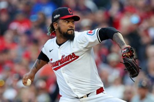 【MLB】ドジャースの悩みを一気に解決するトレード案浮上　コンフォートとスコットの代役で「安打製造機＆守護神」W獲得か 画像