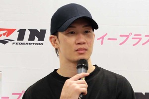 【超RIZIN.4】朝倉未来の判定Vにクレベル猛抗議も……会見時の“無傷”が物語る「50：30」の差 画像