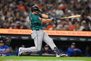 【MLB】本塁打王ローリー、殿堂入りレジェンドを超える“捕手史上2位”の46号アーチ　「OPS.696→1.028」急成長の右打席で記録更新 画像