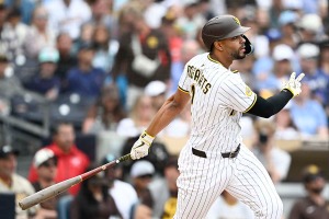 【MLB】パドレスの“ドジャース追撃”に暗雲……正遊撃手ボガーツ、痛恨の左足骨折で離脱　10年連続2桁アーチ好守の32歳 画像