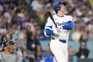 【MLB】もはや理解不能、大谷翔平が「1試合3発＆無失点10奪三振」でブルワーズ粉砕　地元メディアあ然「ビデオゲームそのもの」 画像
