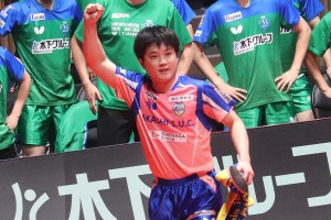 張本智和、強行出場のエースがもたらした逆転勝利「Tリーグまでアジア選手権の気持ち」　シングルス7連勝で岡山を牽引 画像