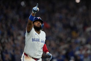 【MLB】WS進出へ逆王手をかけたブルージェイズ……PS6本塁打の主砲ゲレーロJr.は運命の第7戦に向けて「何かすごいことが起きる」 画像