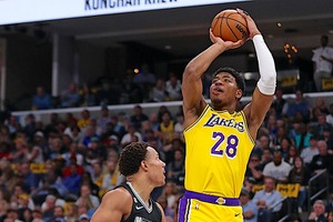 【NBA】「完全に機械だ」八村塁、3連続3P成功などの躍動でキャリアハイの好成績　脅威の“成功率100％”に現地実況も衝撃 画像