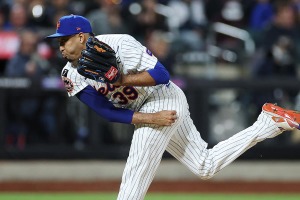 【MLB】ドジャース待望の新守護神、ディアスってどんなピッチャー？　2球種で圧倒する剛腕サイドスロー「世界一の入場曲」にも注目 画像