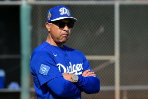 【MLB】「現状に満足するな、こだわり続けろ」ロバーツ監督が説いた王者ドジャースの心構え　クラブハウスで熱弁振るう「3連覇狙うぞ」 画像