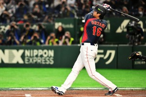 【WBC2026】侍ジャパン、大谷翔平の“188キロ”右翼線二塁打で好機を演出　山本由伸が初回無失点の立ち上がり 画像