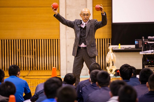 ド軍山本由伸らを支える矢田修トレーナー、独自理論を活用したデバイス「KINETIC LAB-LINK」発表　クラファンで開始直後から支援増加中 画像