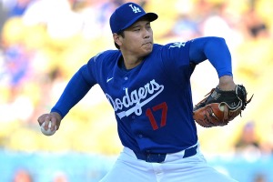 【MLB】古巣相手に奪三振ショーの大谷翔平は「サイ・ヤング賞を獲れる？」　記者からの質問にロバーツ監督の答えは…… 画像