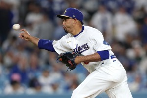 【MLB】ドジャース、守護神ディアスが右肘“ネズミ”除去手術で前半戦絶望　今季も故障者連鎖か……「後任はスコットかベシア」と地元メディア 画像