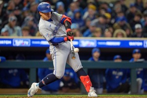 【MLB】1試合2本塁打の岡本和真は“絶口調”「試合前にケサディーヤを食べなかったから」　3発目を惜しくも逃した理由を珍説明 画像