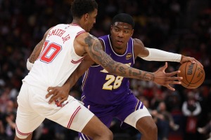 【NBA】プレーオフ敗退のレイカーズ、今オフの補強予想は？「八村塁の残留が最優先事項」と米メディア　歴史的な活躍で手放せない存在に 画像