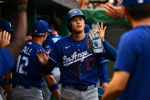 【MLB】左膝の水を抜いた大谷翔平、球宴明けヤンキース戦からDH出場へ　ロバーツ監督明言「ラインナップに入るだろう」　 画像