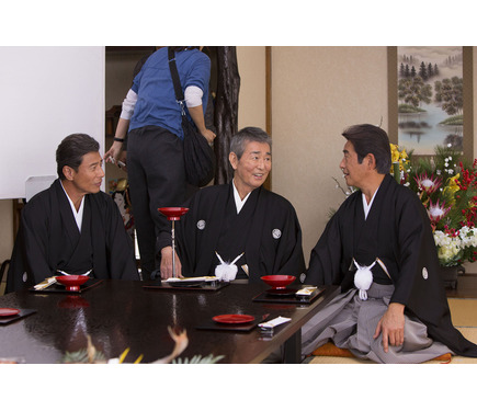 渡哲也、仕事復帰はおなじみ「松竹梅」の新CM…舘ひろし、神田正輝ら