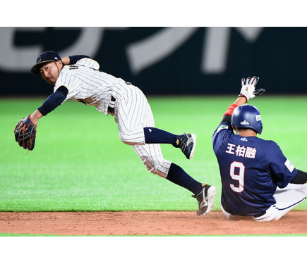 侍ジャパン菊池涼介ユニフォーム S-M ⭐️ 新品未使用 侍ジャパン ⭐️ 野球 日本代表 菊池涼介