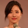 石原さとみ、ジュエリー業界が選ぶ「ウーマン オブ ザ イヤー」受賞