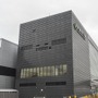 北海道新幹線は3月26日に新青森～新函館北斗間が開業する。写真は「北斗の拳」銅像が設置される新函館北斗駅。
