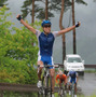 　日本学生自転車競技連盟が主催する全日本学生選手権個人ロードレース大会が、5月30・31日に長野県木祖村の奥木曽湖周回コースで行われ、男子レース（181km）は、7人の先頭集団によるラスト1kmの登りスプリントを制した木守望（京都産業大学）が優勝した。