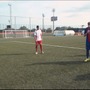 メッシらFCバルセロナの選手がブラインドサッカーに挑戦